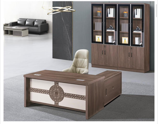 Bureau de Direction — Médaillon Doré
